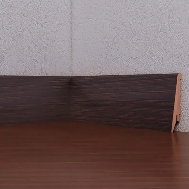 Плінтус МДФ, висота 80 мм, покриття по підлозі 21 мм,довжина 2,8м Венге