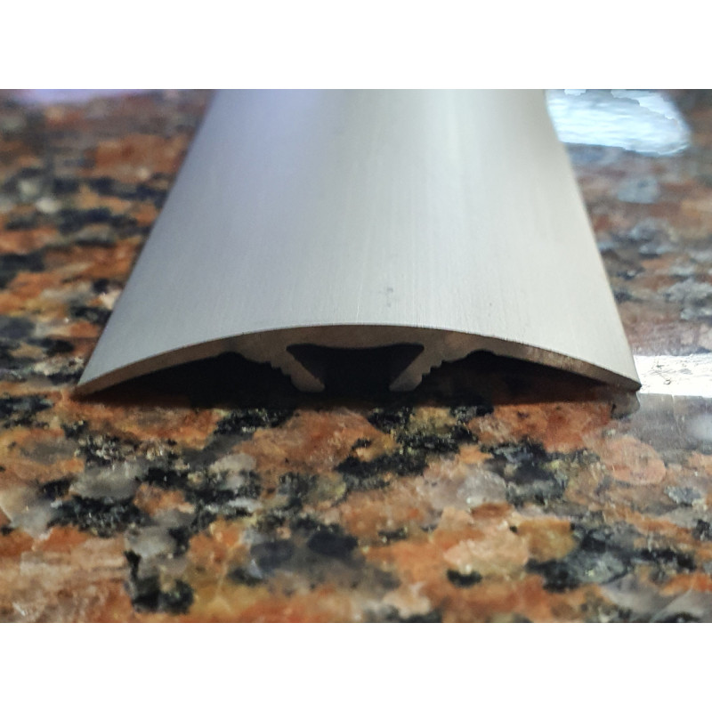 Алюмінієвий підлоговий поріг з прихованим кріпленням, шириною 39 мм (срібло)