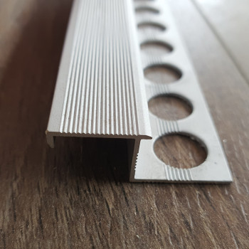 Алюмінієвий профіль для плитки, Срібло (ПЛ-210)