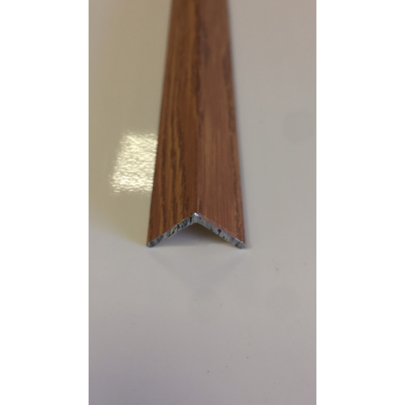 Декоративний алюмінієвий куточок 15х15 Фиам темний