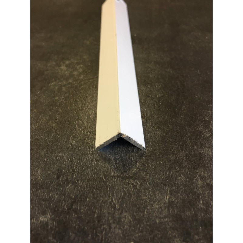 Декоративний алюмінієвий куточок 15х15 білий