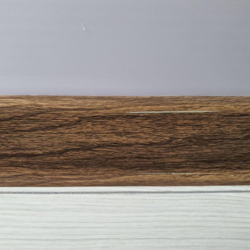 Плінтус Winnpol ПВХ з коробом Дуб Райнхард 6803