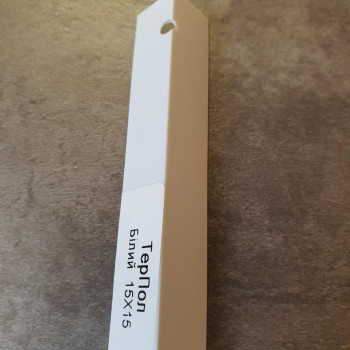 Білий декоративний куточок 15х15 ТерПол