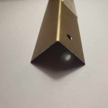 Декоративний алюмінієвий Куточок 20х20х1,0 золото 2.7 м