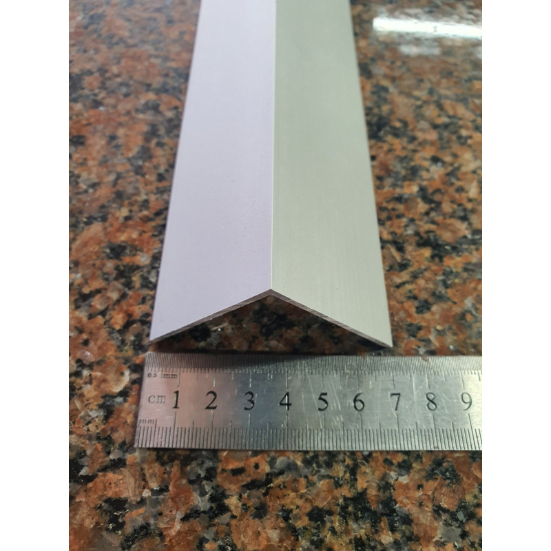 Декоративний алюмінієвий Куточок 50х50х2,0 срібло 3м