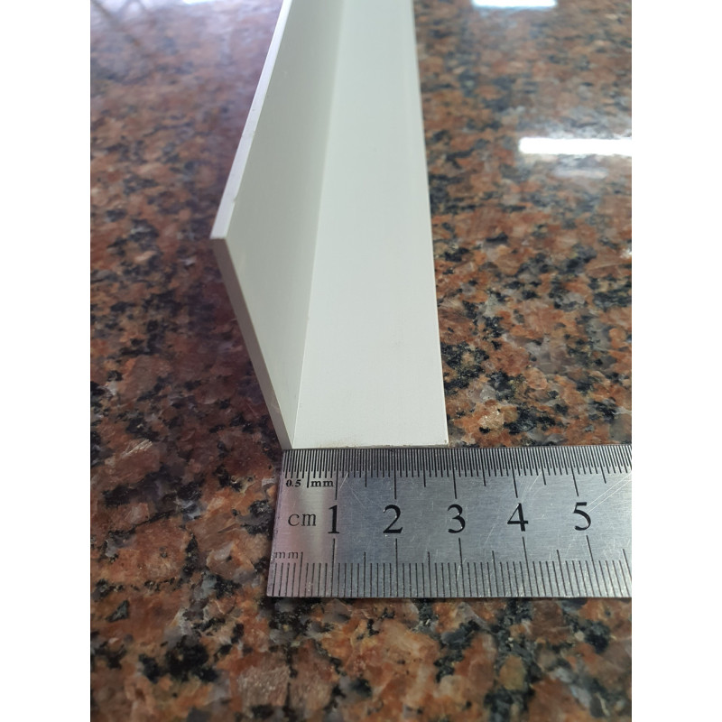 Декоративний алюмінієвий Куточок 50х30х2,0 срібло 3м