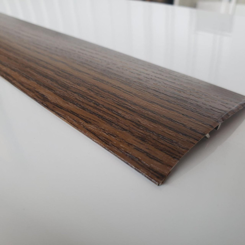 Напівкруглий підлоговий поріг із прихованим кріпленням завширшки 60 мм, Горіх (АП-014) 1800