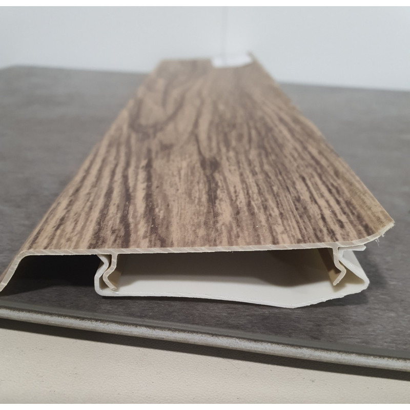 Плінтус ПВХ Grun Holz 20x70x2500 мм, Ясень Дріаде 762