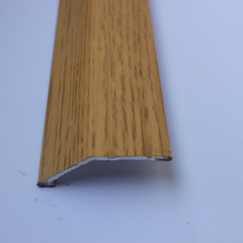 Алюмінієвий підлоговий поріг для перепаду в 10 мм, ширина 40 мм ,Дуб( АП-008) 2700